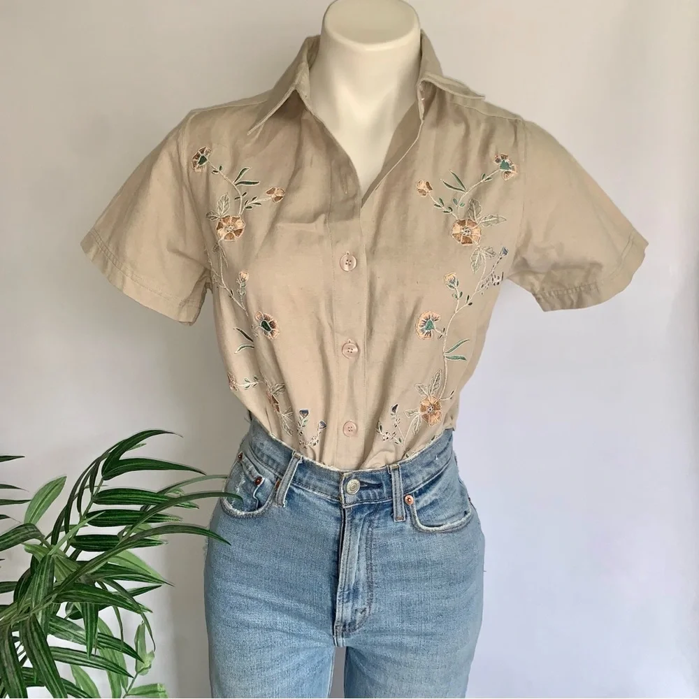 Vintage Beige Embroidered Button-Up Blouse